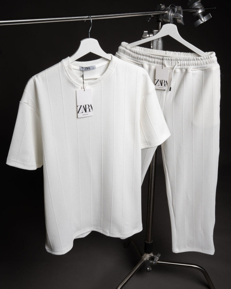 ZARA Jakar – تيشيرت وبنطلون