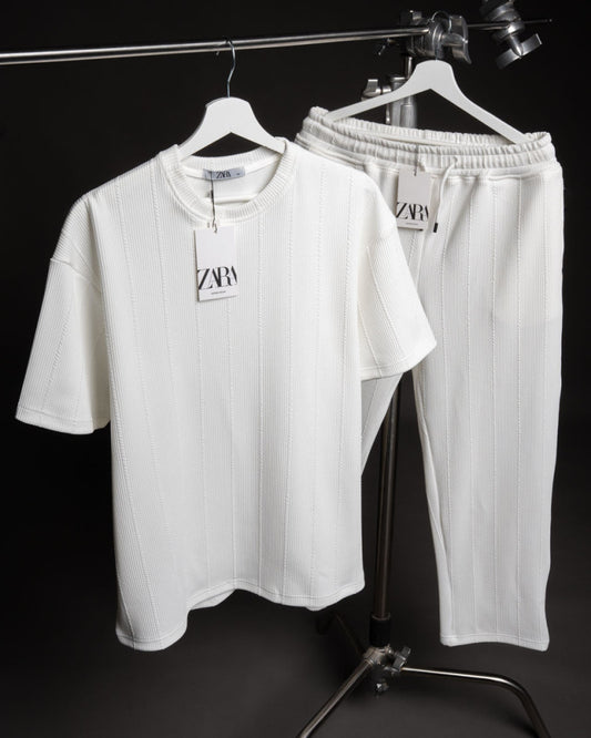 ZARA Jakar – تيشيرت وبنطلون